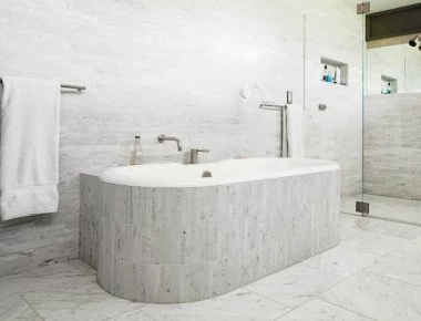 Ξεβούλωσε τη μπανιέρα του σπιτιού σου με 3 φυσικούς τρόπους